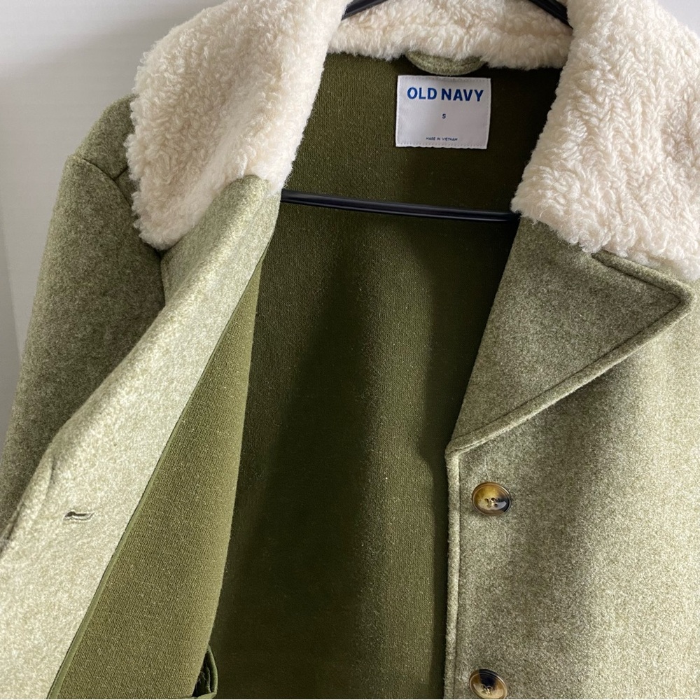 Old Navy Women’s Green Sherpa Wool Collar Green Jacket Size Small - Picture 6 of 8